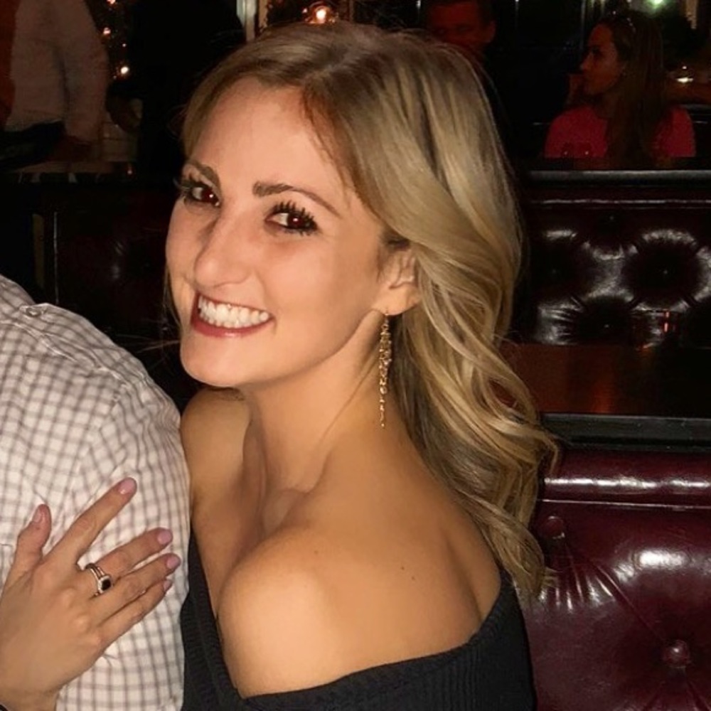 Meet your Posher, Holly